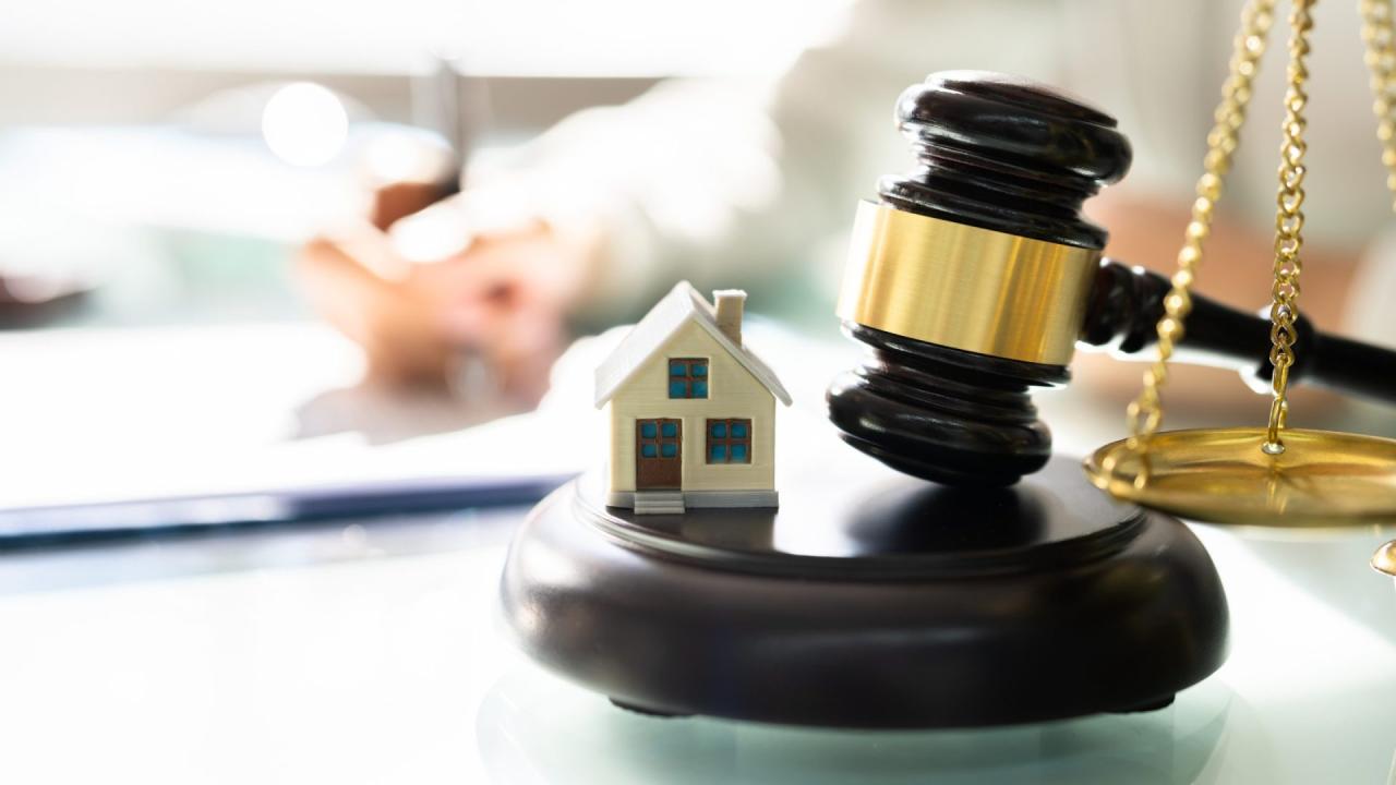 Real estate lawyer in austin