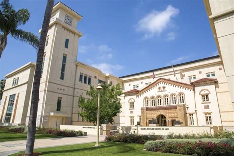 best lawyer colleges in california