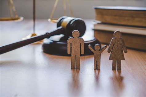 attorney family law attorney